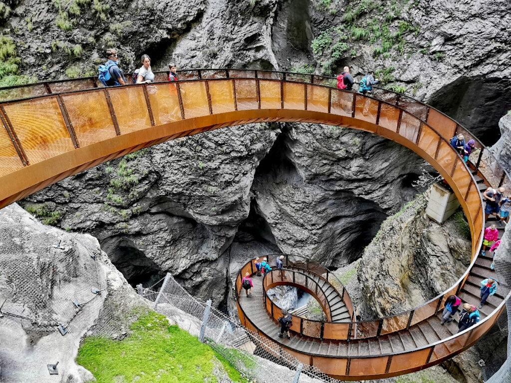 Die Helix in der Liechtensteinklamm zieht Besuchermassen an - es ist die teuerste Klamm in Österreich