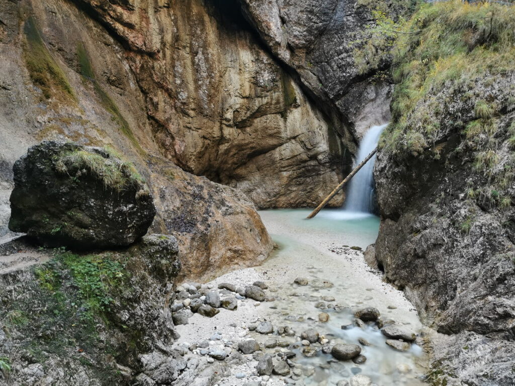 schöne Landschaften in den Bayerischen Alpen: Die Almbachklamm in Berchtesgaden