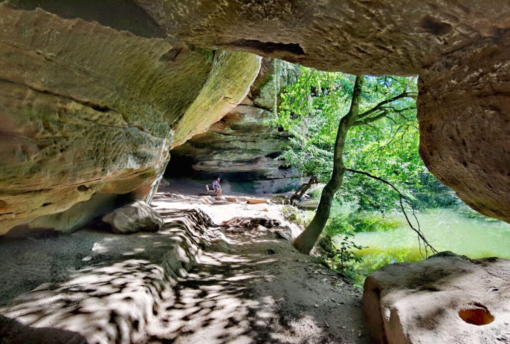 schöne Landschaften in Bayern: Die Schwarzachklamm mit Schwarzachdurchbruch in Franken bei Nürnberg