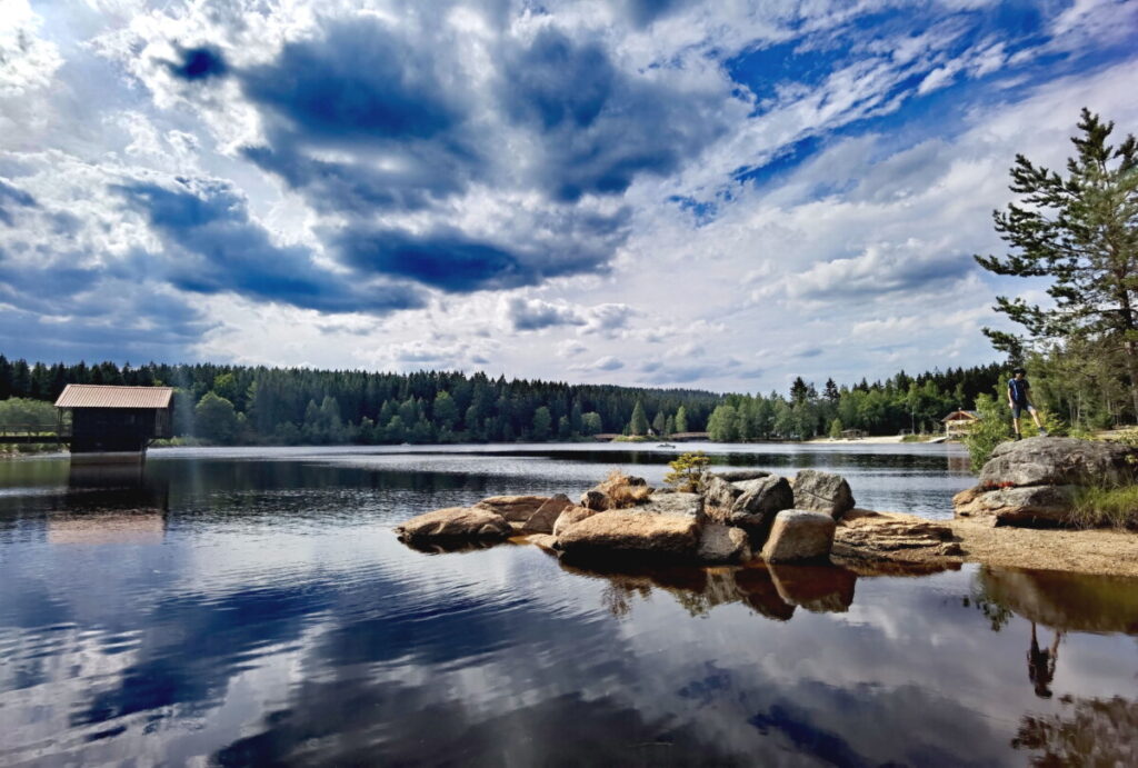 Einmalig schöne Stauseen in Deutschland - der Fichtelsee im Fichtelgebirge